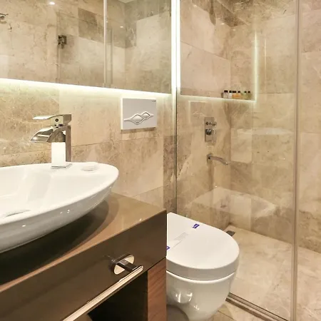 Taksim Premium Hotel 3*