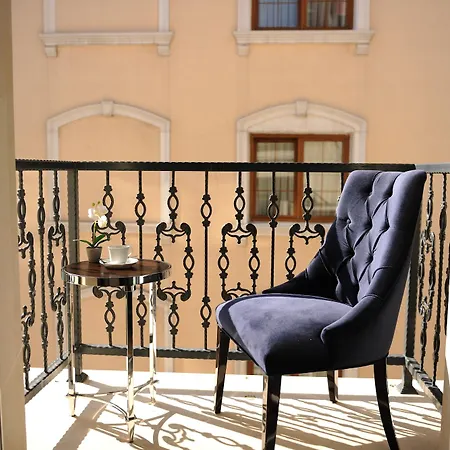 Hotel Le Petit 3*