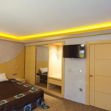 فندق Grand Ambiance 2*
