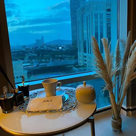 Atasehir Flora Suits *