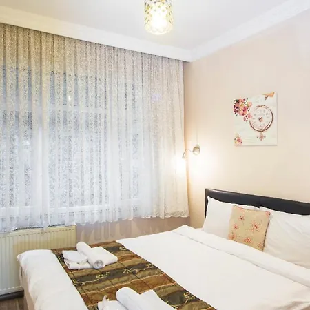 Divan Wooden * Istanbul