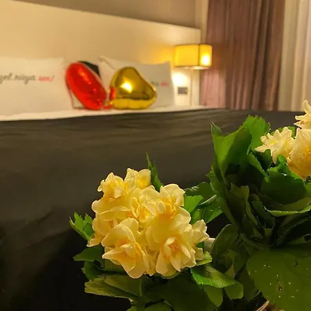 Atasehir Flora Suits * Stambuł