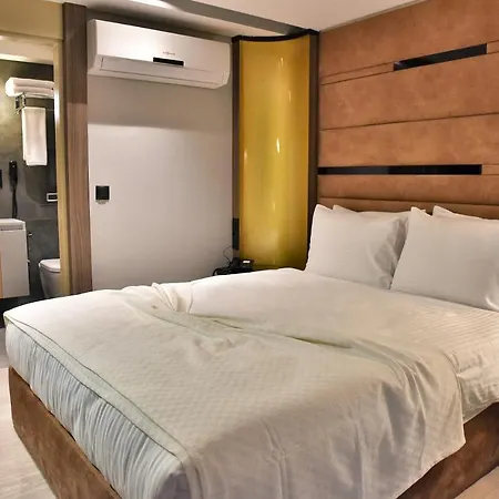 Dosso Dossi Laleli Istambul
