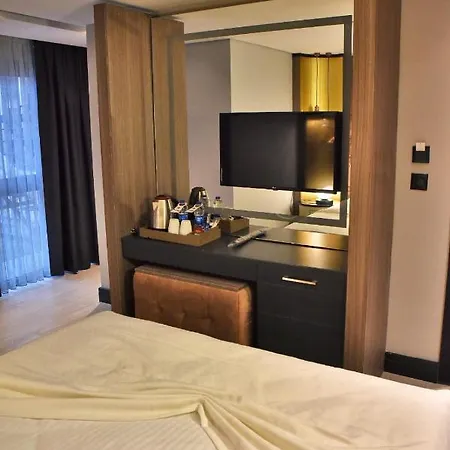 Hotel Dosso Dossi Laleli 2*