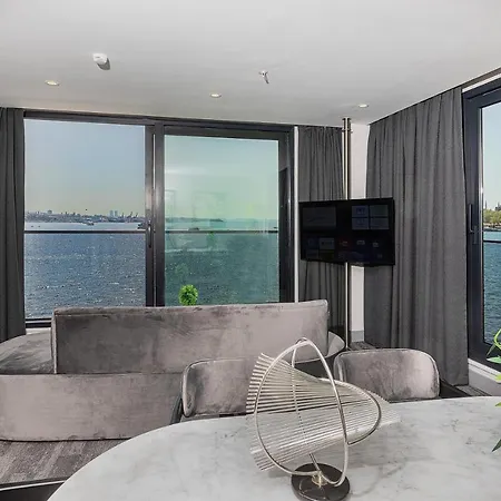 Pera Bosphorus 4*