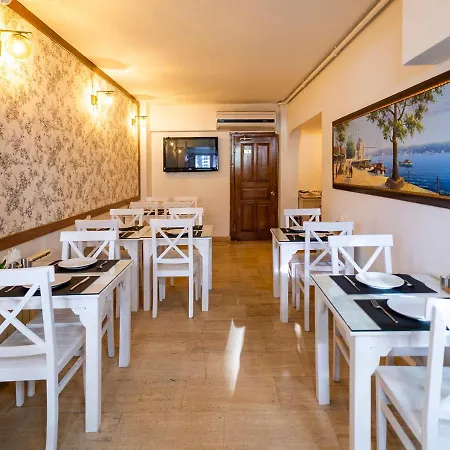 Vera Bed & Breakfast 3*