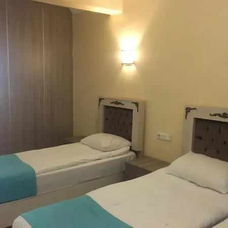 Amida House Aparthotel 2*