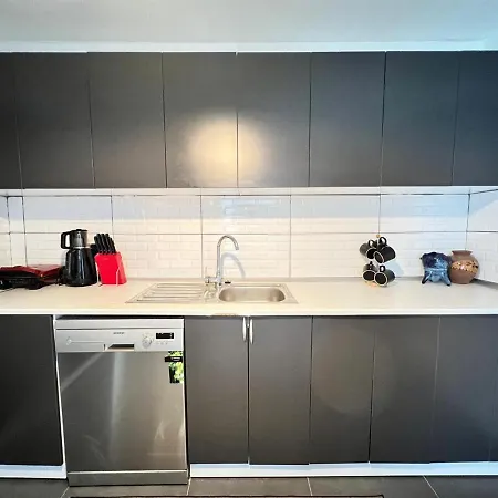 Wonder Homes - Family Apartment, Bosphorus View, 4br 2ba Ac
