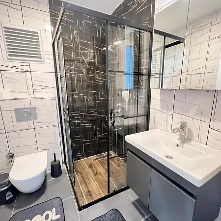 Wonder Homes - Family Apartment, Bosphorus View, 4br 2ba Ac *