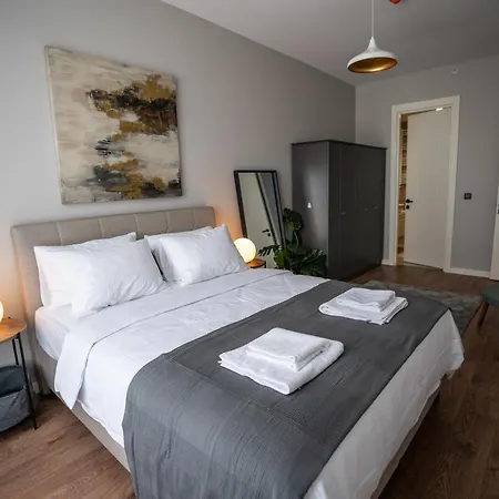 Prime Getaway Luxurious 2br Apt, Perfect Apartment *