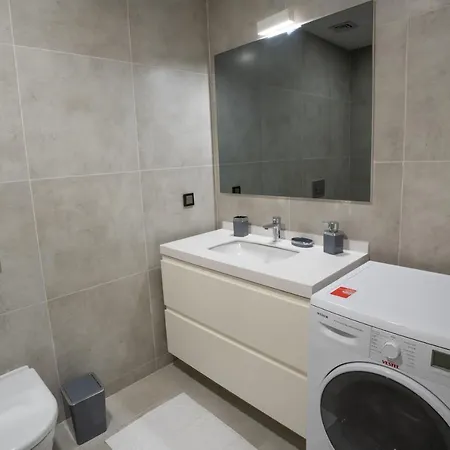 Prime Getaway Luxurious 2br Apt, Perfect Apartment