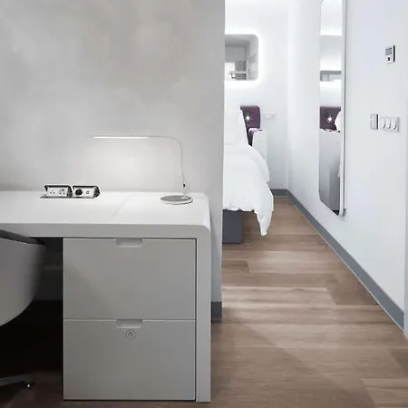 Yotelair Airport, Duty Free - International Transit Area Hotel Provincia di Istanbul