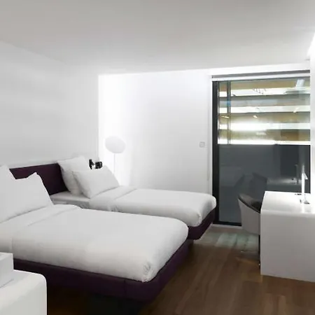 Yotelair Airport, Duty Free - International Transit Area Provincia di Istanbul