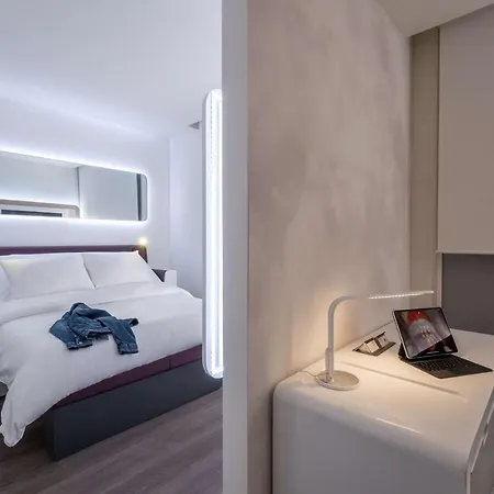 Yotelair Airport, Duty Free - International Transit Area Hotel Provincia di Istanbul