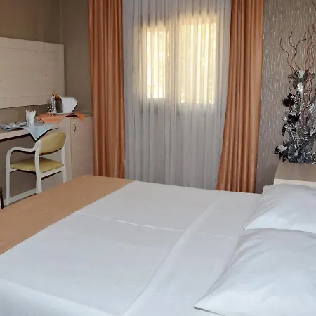 Sevcan Otel 4*