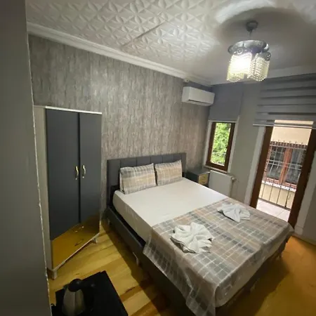 Ξενοδοχείο με διαμερίσματα Yamac Suites