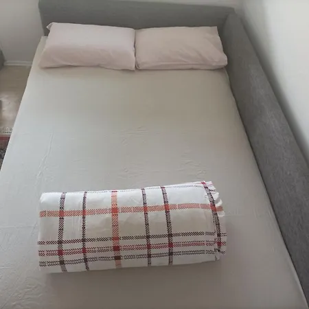 Taksimde Harika Terasli Kismi Deniz Manzarali Daire Apartment Istanbul
