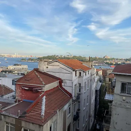 Appartement Building Near Galata Tower With Great View In Beyoglu *