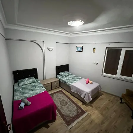 Апартаменты Pierreloti House Стамбул