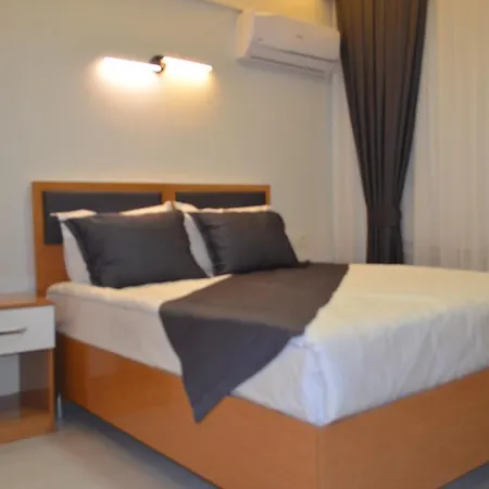 Golden Saray Apartment *