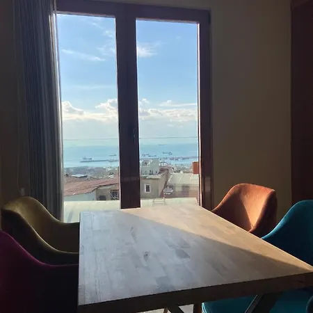 Ak Apartment