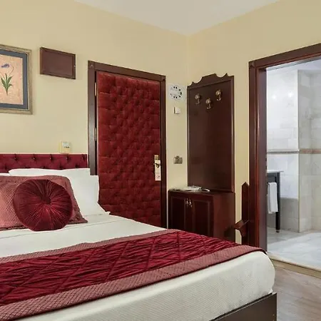 Hotel Chatto 3*