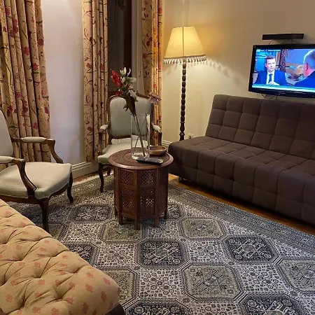 Hotel apartamentowy Dila Suits 1 3*