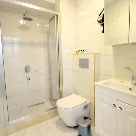 Güler Otel