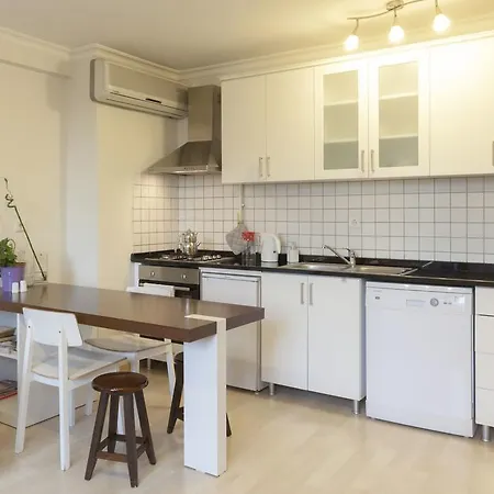 Iskele House Apartment *
