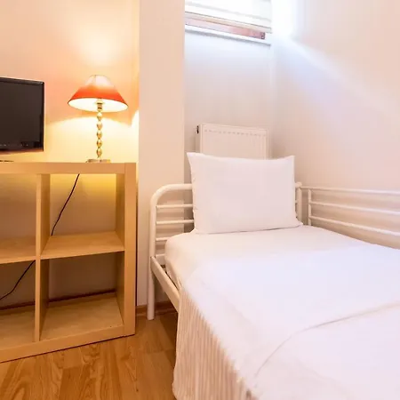 Cozy Flat With Location In Uskudar شقة اسطنبول