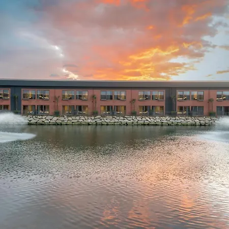 Crowne Plaza - Tuzla Viaport Marina By Ihg Hotel 4*