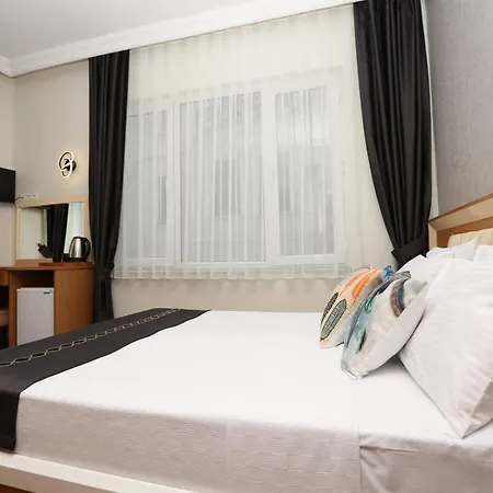 Hotel Azre