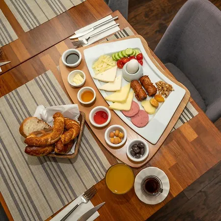 The Gate Atasehir Finance Centre Hotel 2*