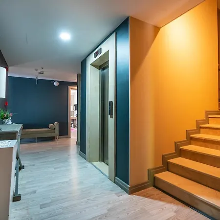 The Gate Atasehir Finance Centre فندق 2*