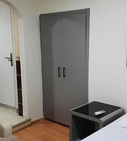 Nana Taksim Provincia di Istanbul