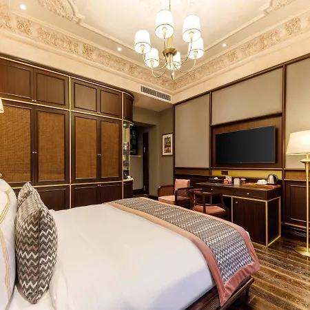 Cronton Design 5*