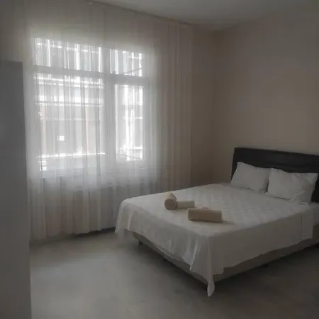 Family House At The Taksim Square اسطنبول