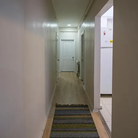Apartment Family House At The Taksim Square *