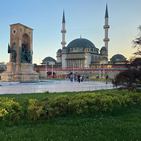 Kondoskali Hotel 5*