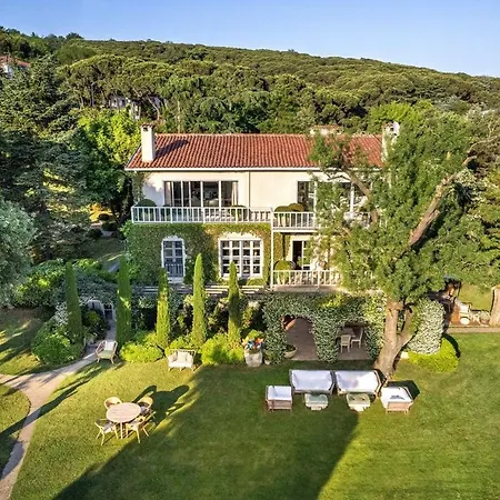 Enchanting 22,000m2 And Elegant 5 Bedroom Manor Villa *