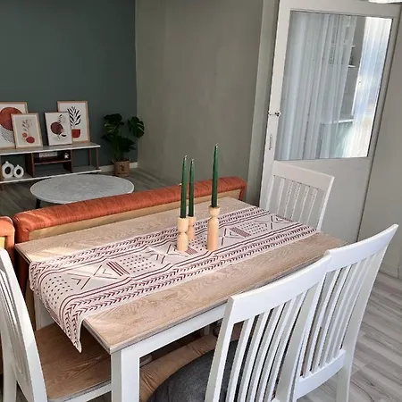 Apartment Charm And Cosy 2br