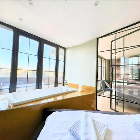 Wonder Homes - Charming Designer Rooftop Terrace With Sea View, At Taksim Apartment *