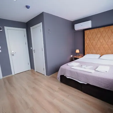 Hotel Luka