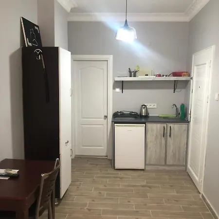 First Taksim Apartamento