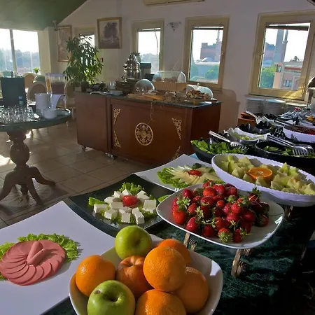 The Hotel 3*