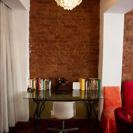 Historical 135 Sqm Near Galata Tower Apartment