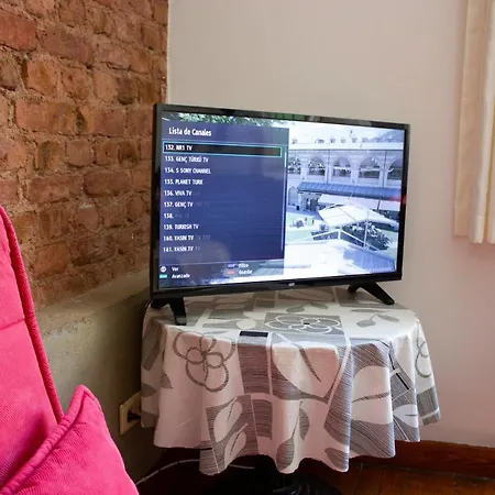 Historical 135 Sqm Near Galata Tower Apartment