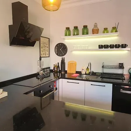 Brand New Luxuries 3-bedrooms In The Center Istanbul