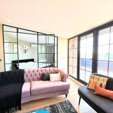 Apartment Wonder Homes - Charming Designer Rooftop Terrace With Sea View, At Taksim Istanbul