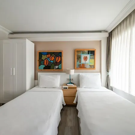 Elanaz Istanbul